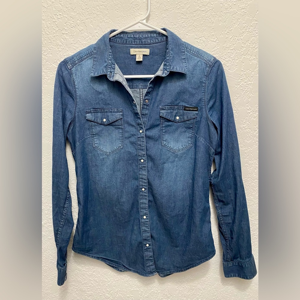 Calvin Klein denim pearl snap button up shirt, size small.
